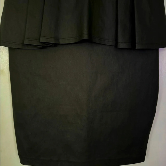 “Your Little Black Dress” Medium by Lovely Day. Pleated bust & Peplum w/V-neck - Picture 6 of 10